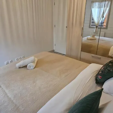 Loft 6 Personnes 5 Min Du Grand Dome De Sur Yvette Holiday home